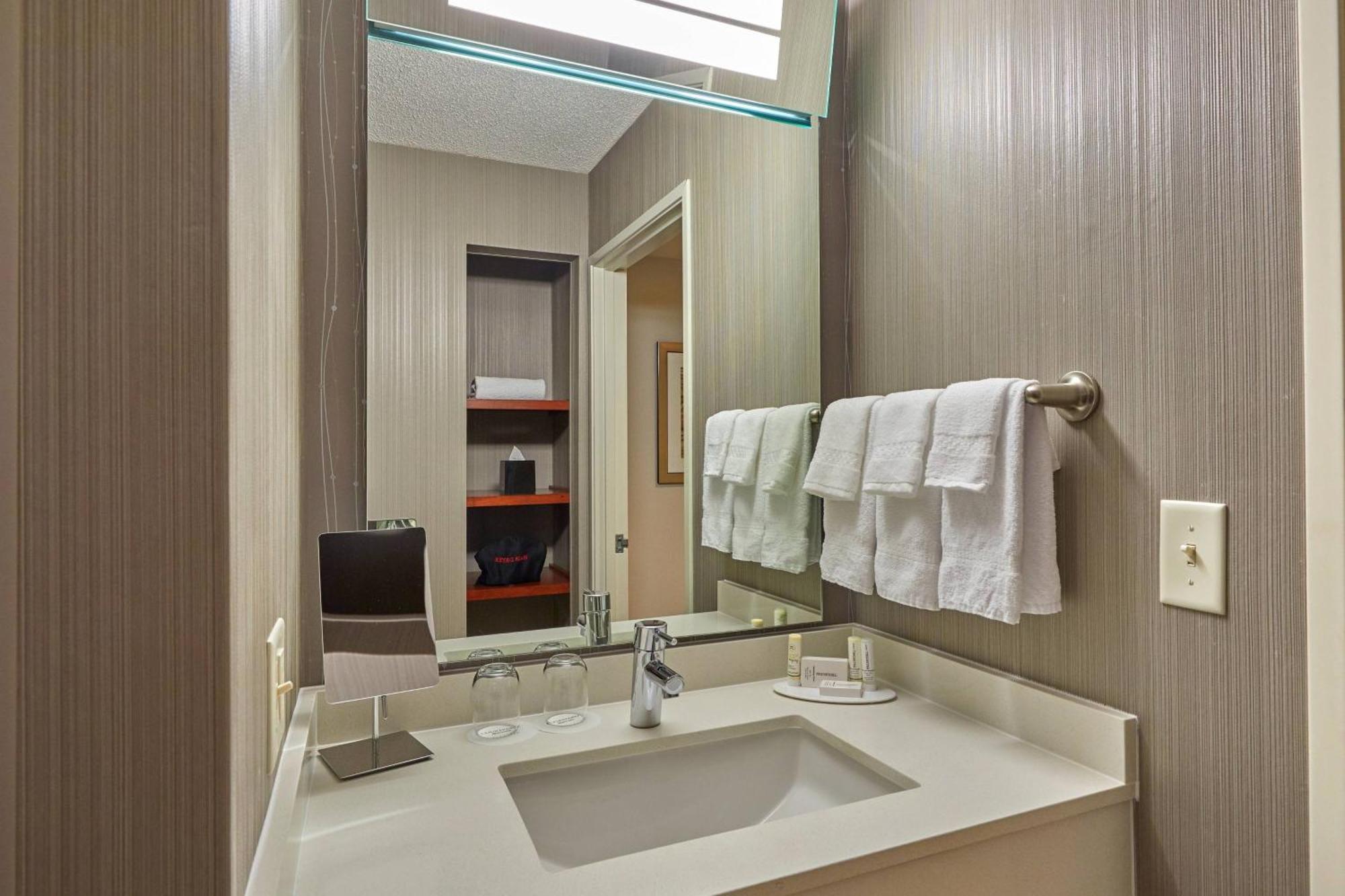 Courtyard By Marriott Eugene Springfield Hotell Exteriör bild