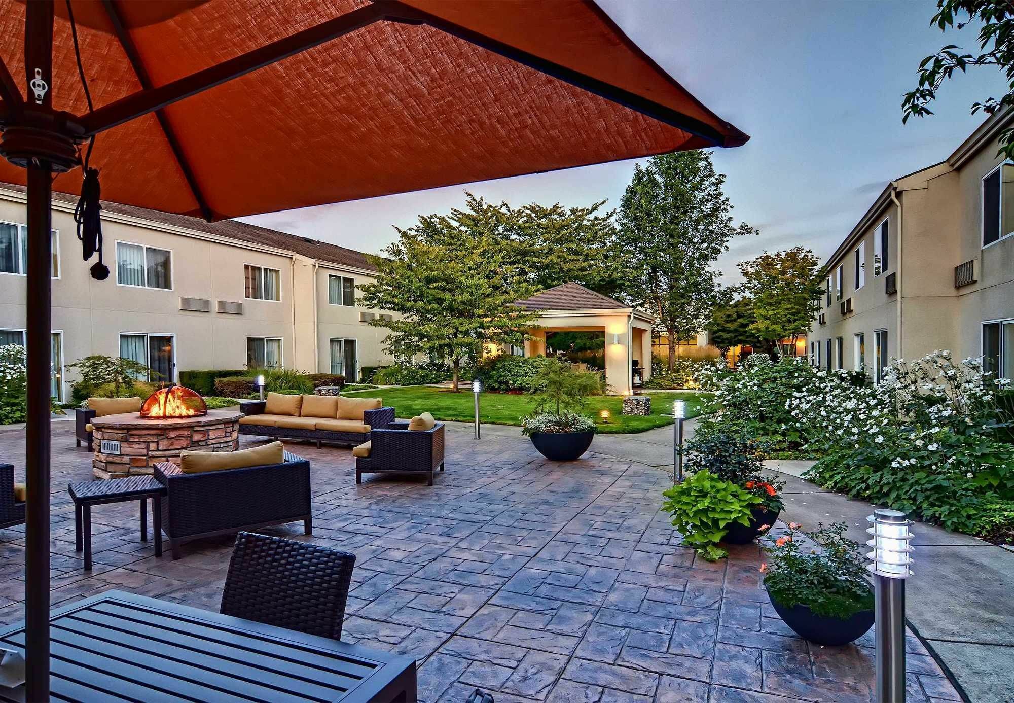 Courtyard By Marriott Eugene Springfield Hotell Exteriör bild