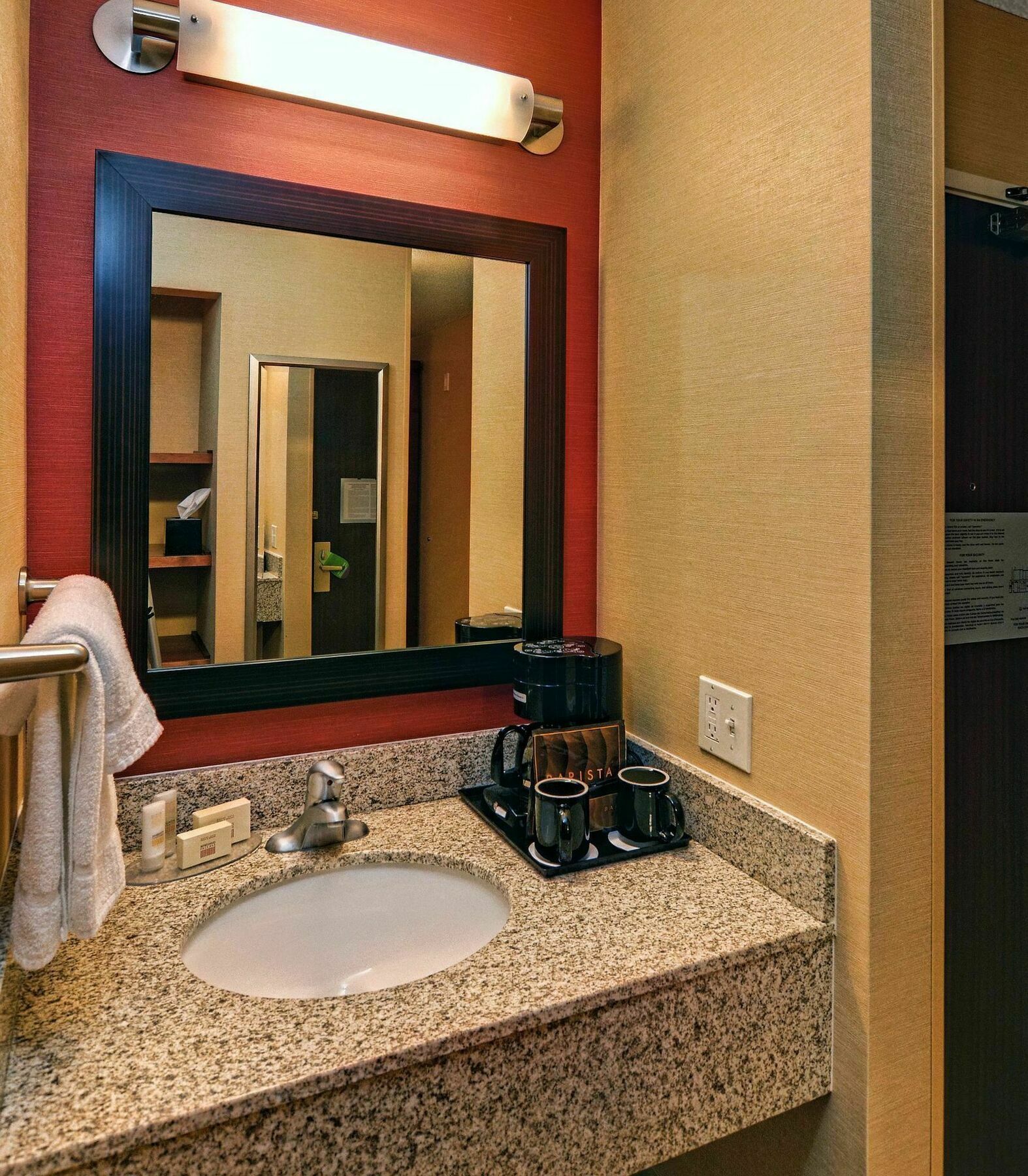 Courtyard By Marriott Eugene Springfield Hotell Exteriör bild